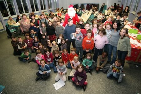 Les enfants des mercredis et samedis récréatifs ainsi que ceux du périscolaire ont été invités pour cette grande fête de Noël ! 